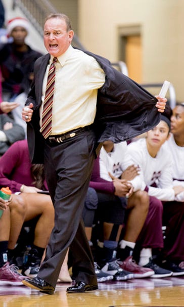 Vivians' 17 points helps No. 5 Mississippi State down UALR (Dec 13, 2016)